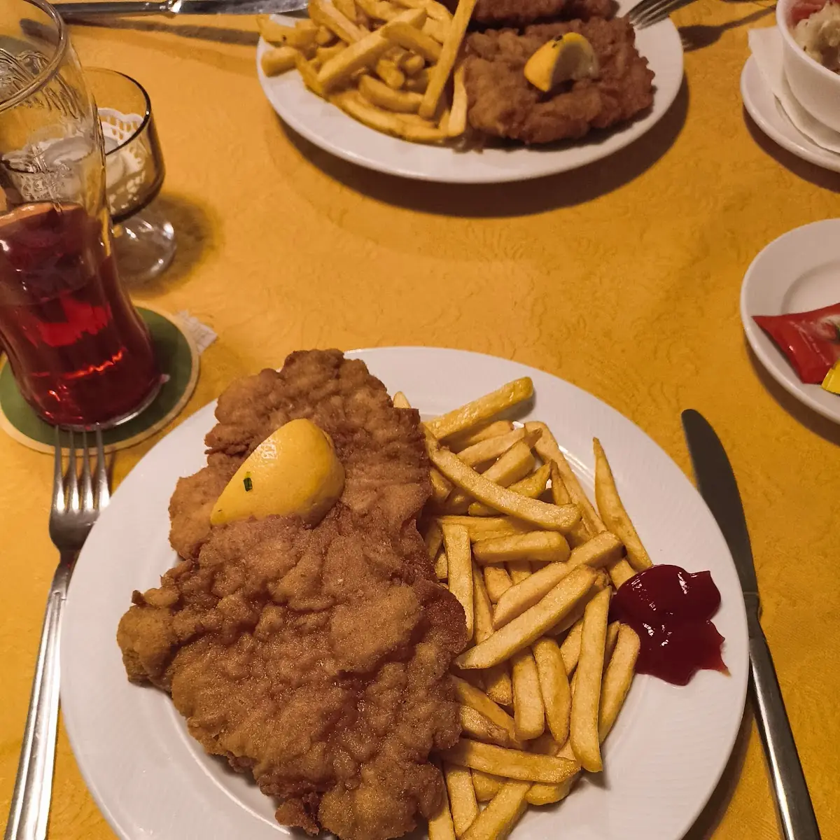 Schnitzerl Mit Beilage