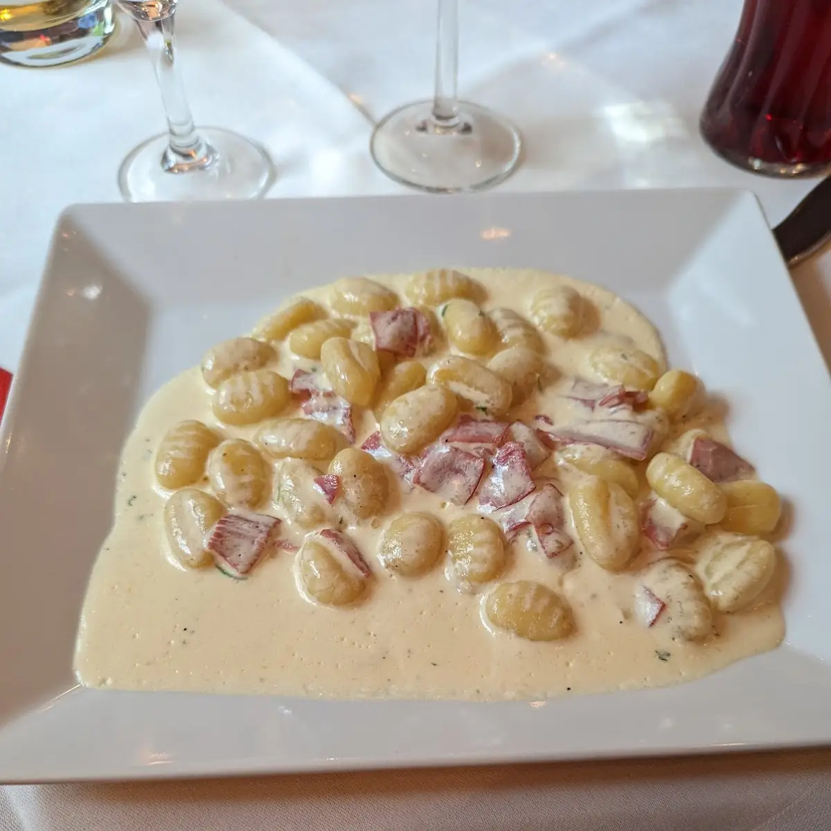 Gnocchi Carbonara
