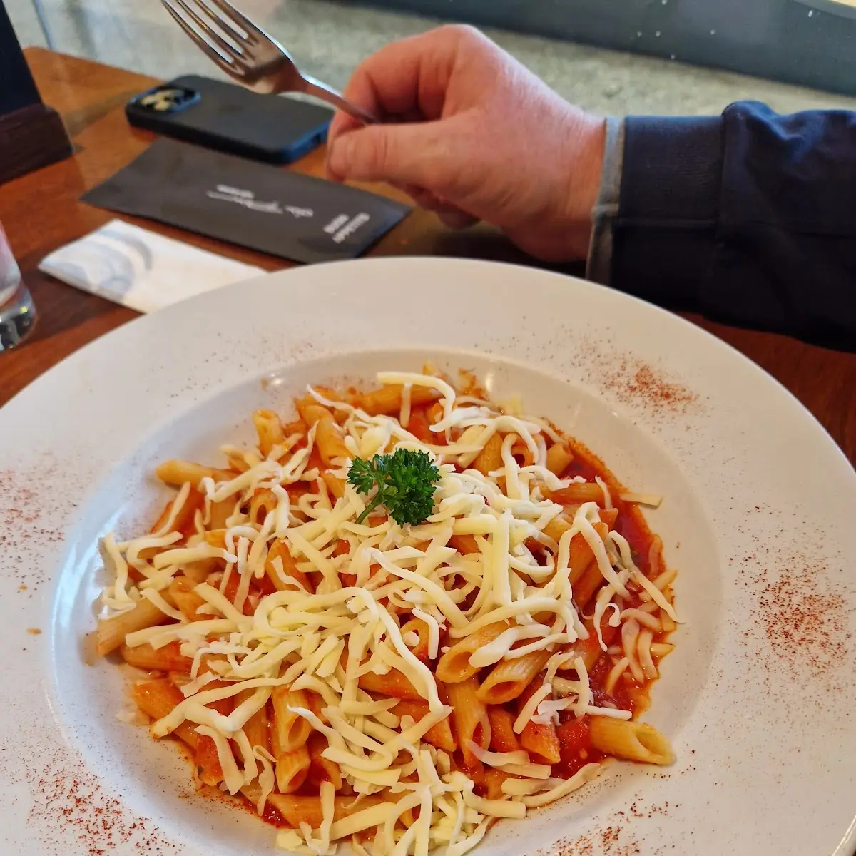 Penne Mit Tomaten Mozzarella