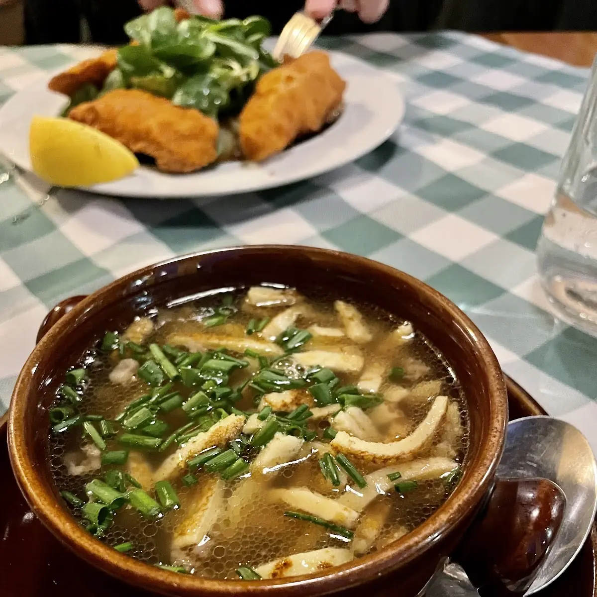 Kräftige Rindsuppe€ Mit Frittaten