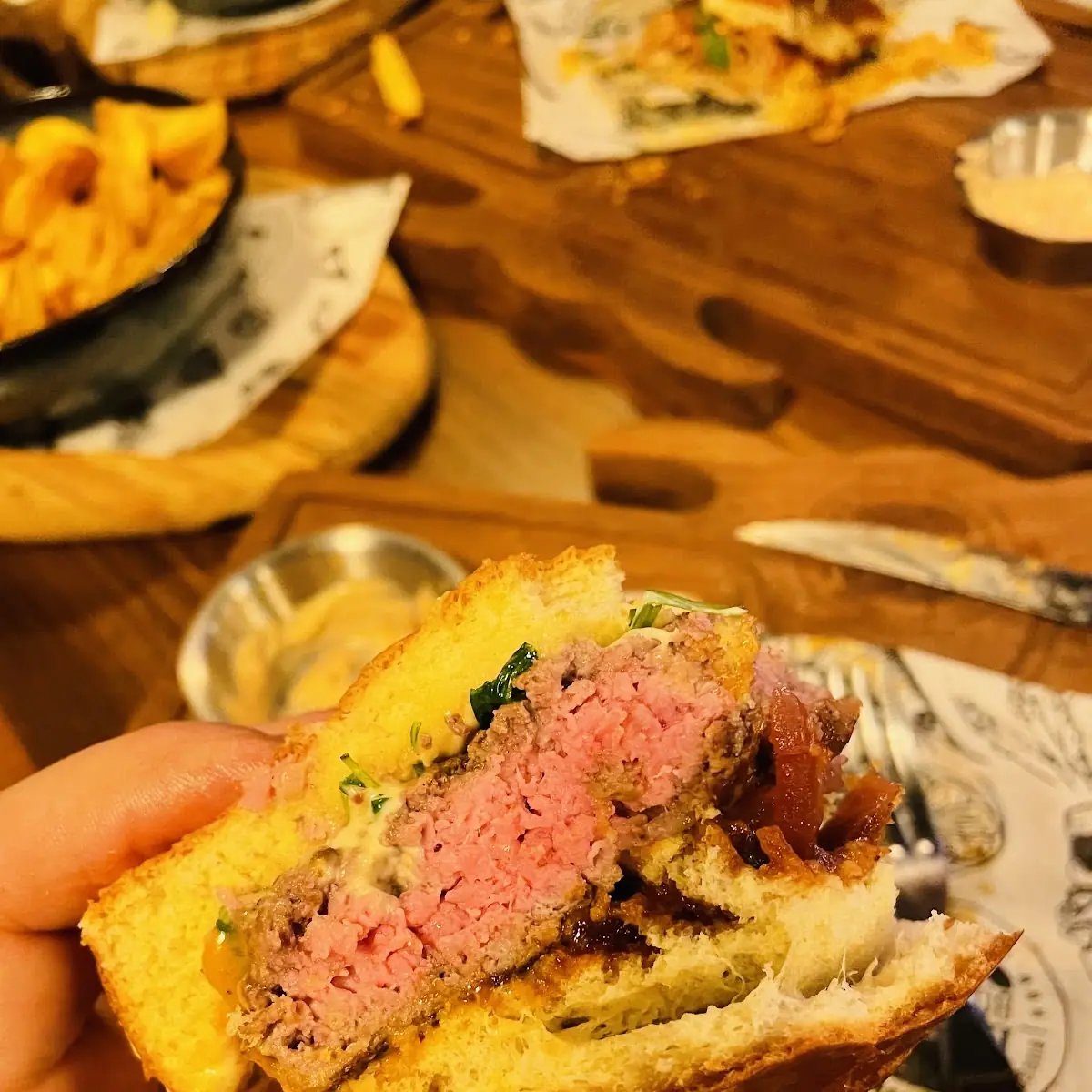 Chili Cheese Burger