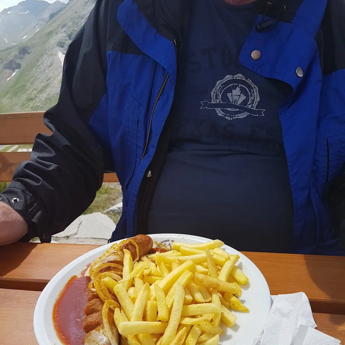 Currywurst Mit Pommes Frites