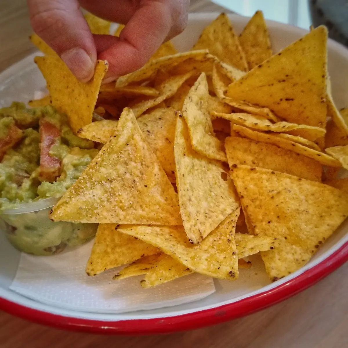 Nachos Mit Guacamole