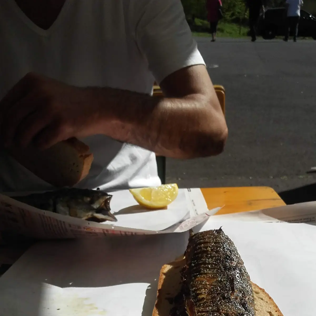 Räucher Fisch Mit Zitrone