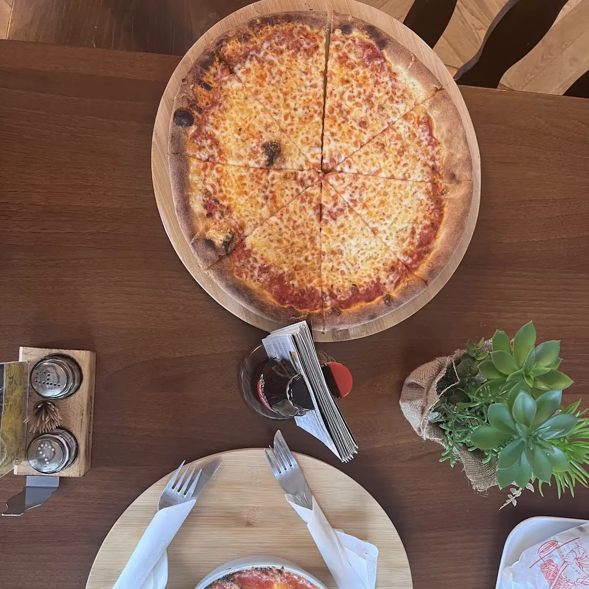 Margherita Pizza