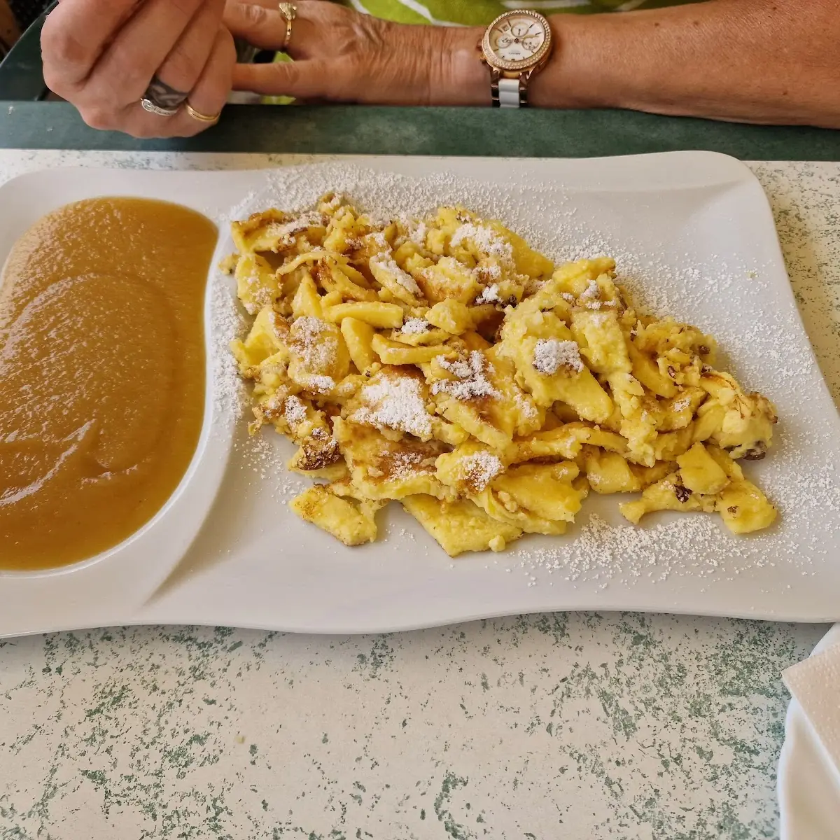 Kaiserschmarren Mit Rosinen