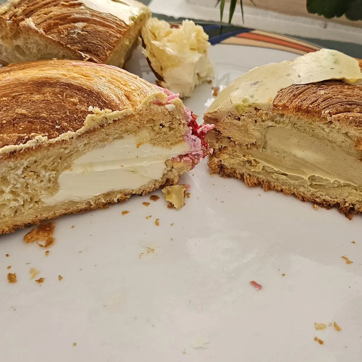 White Chokolate Swirl Und Pistachio Perfection