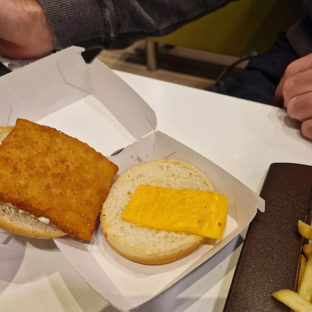 Käse Im Fishmac Auf Sparflamme