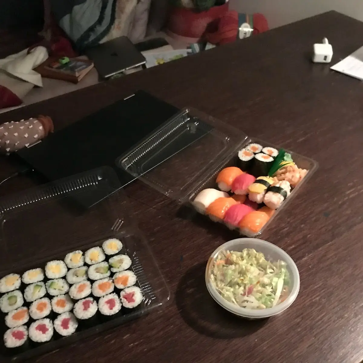 Maki Mix Und Großes Sushi
