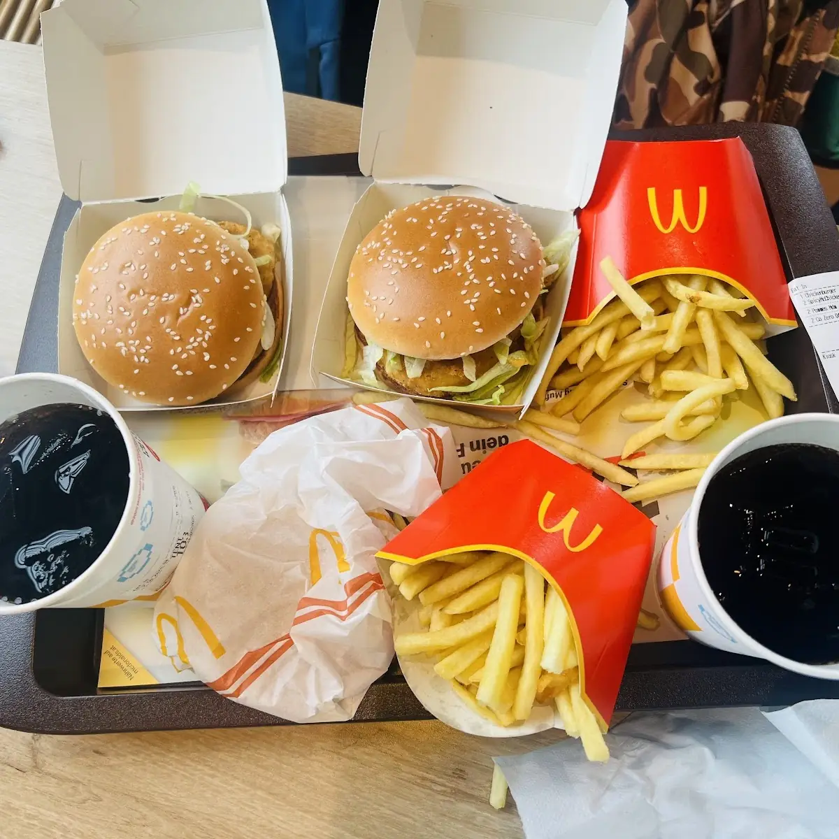 Mcplant Snack-salat Mit Balsamicodressing Kleine Pommes Bio-apfel Und Mittlerer Almdudler