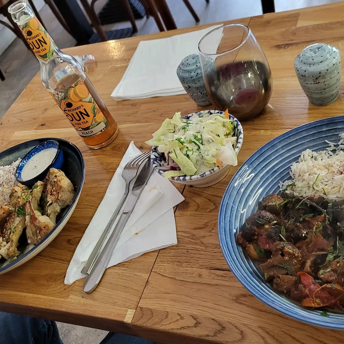 Pilzumami Rechts Kohlrabischnitzel Links