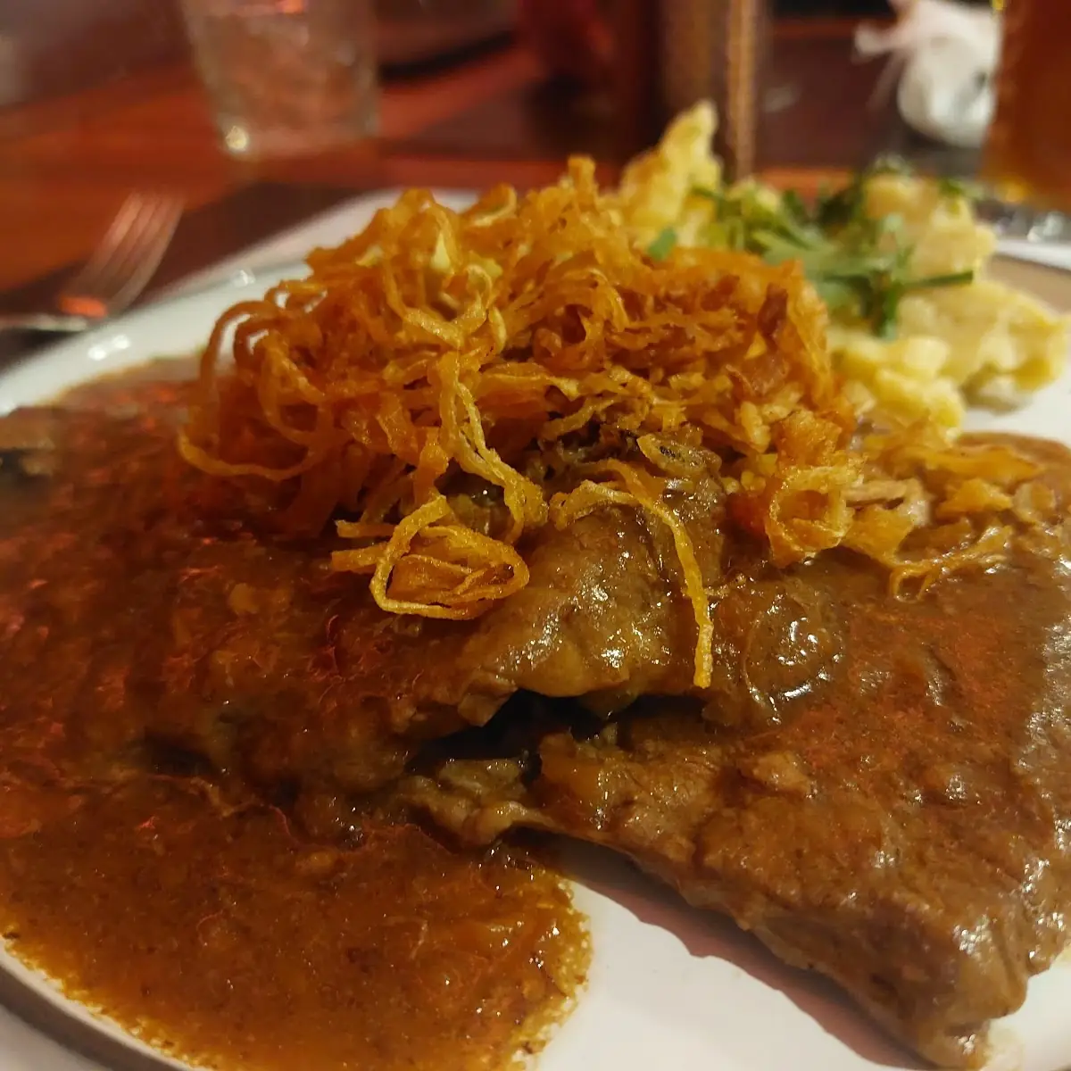 Zwiebelrostbraten