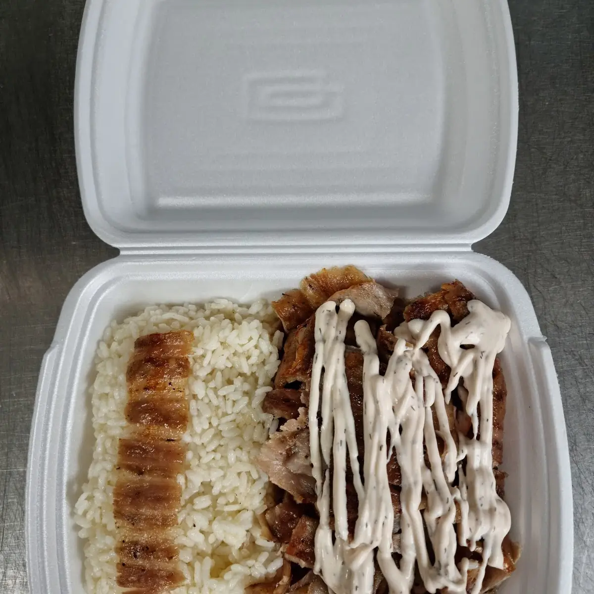 Reis Mit Kebap Fleisch