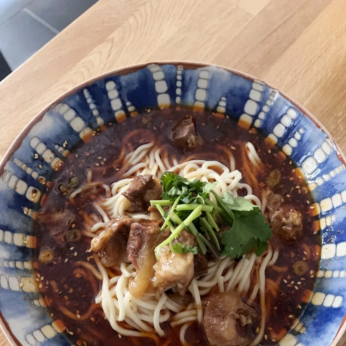 Geschmortes Rindfleisch Nudeln Supe