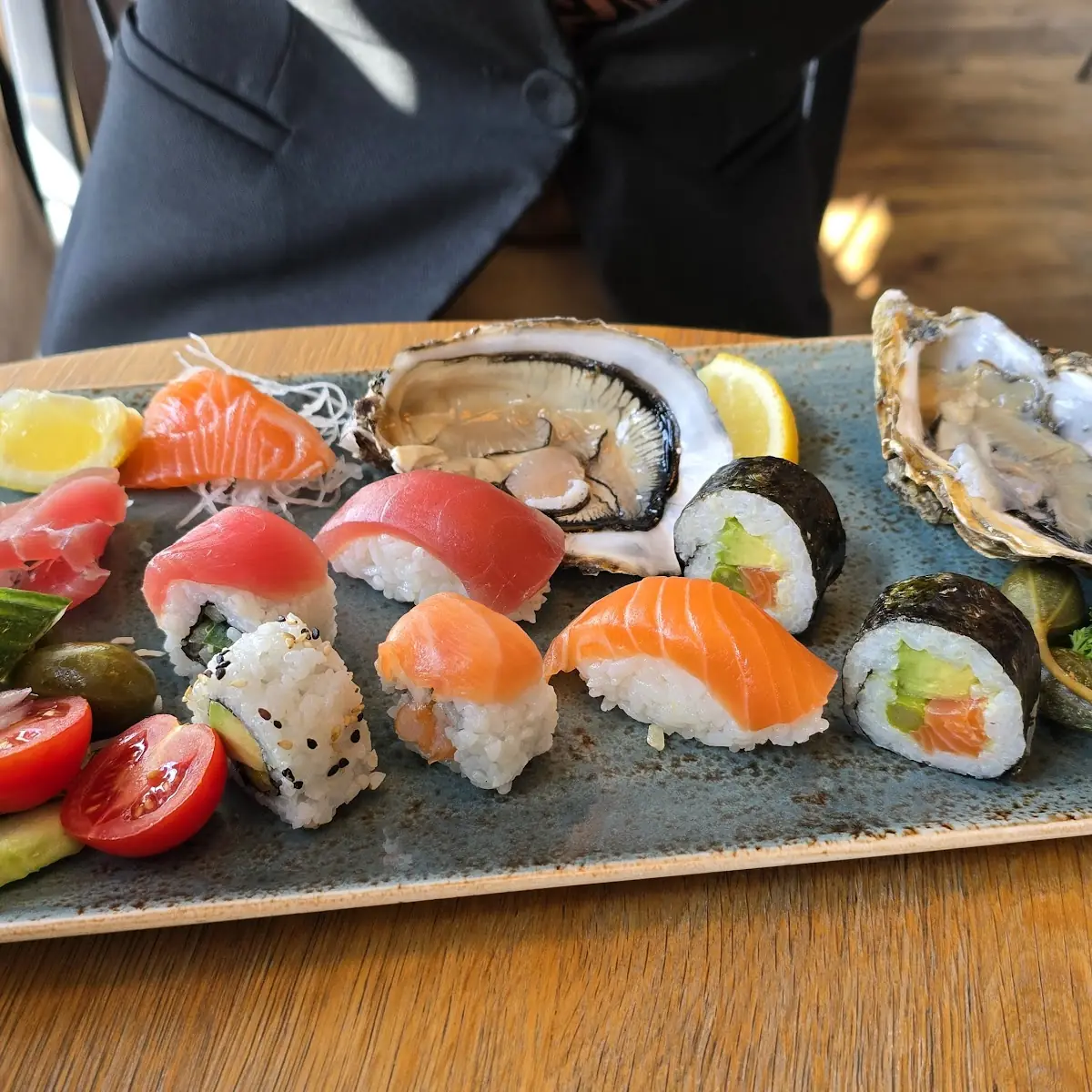 Sushi & Sashimi
