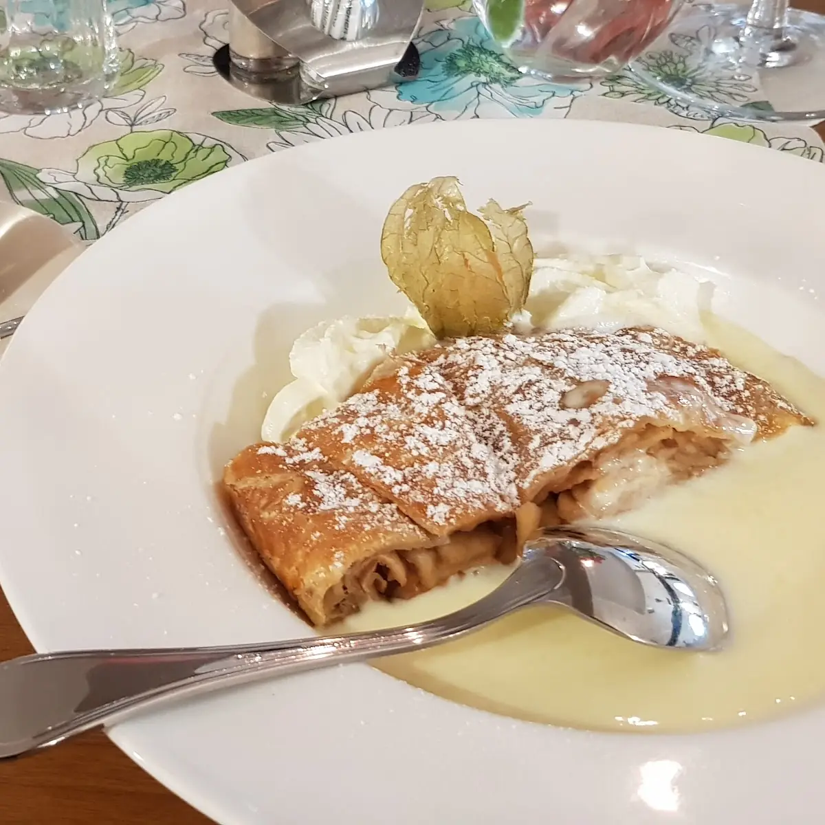 Apfelstrudel