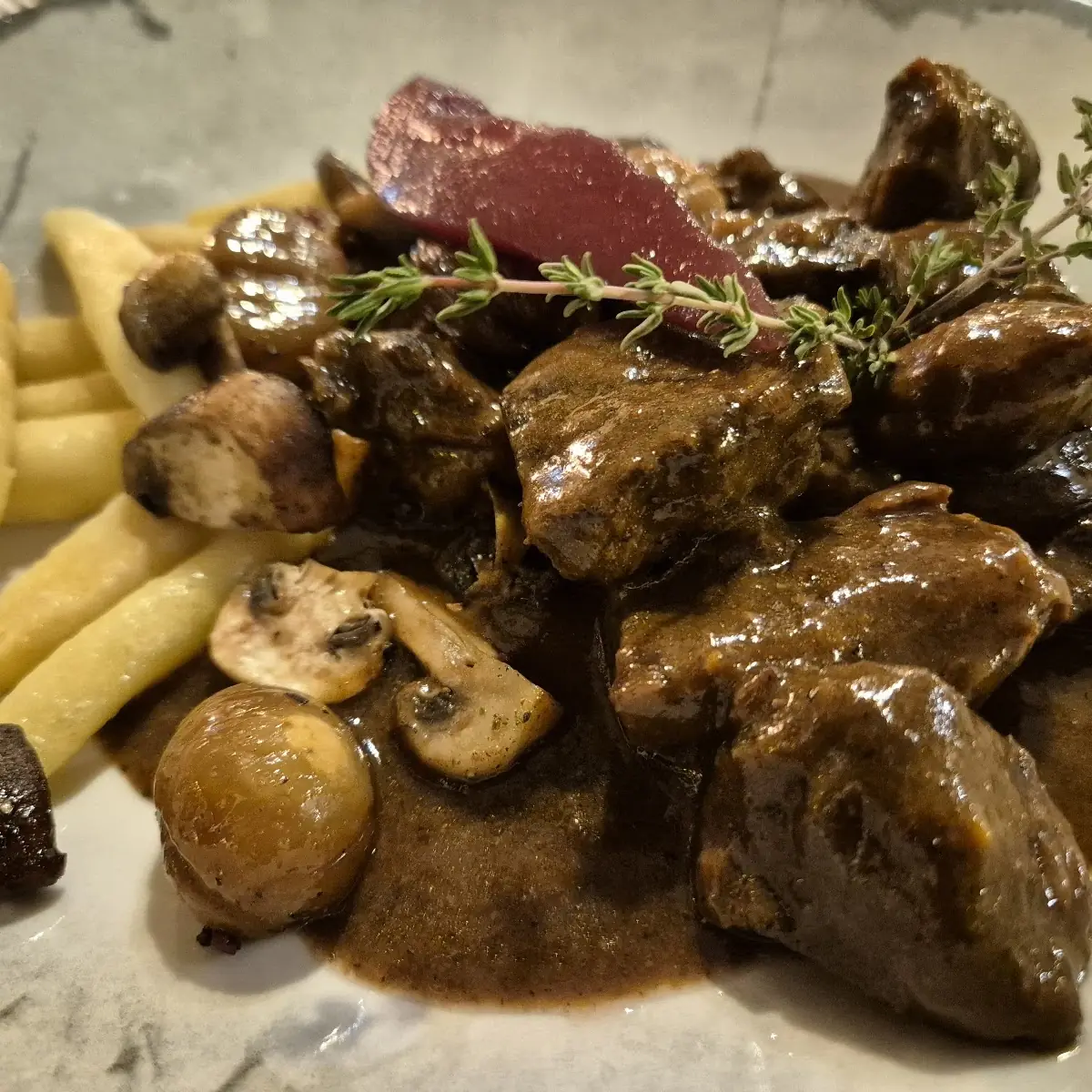 Hirschragout Mit Schupfnudeln