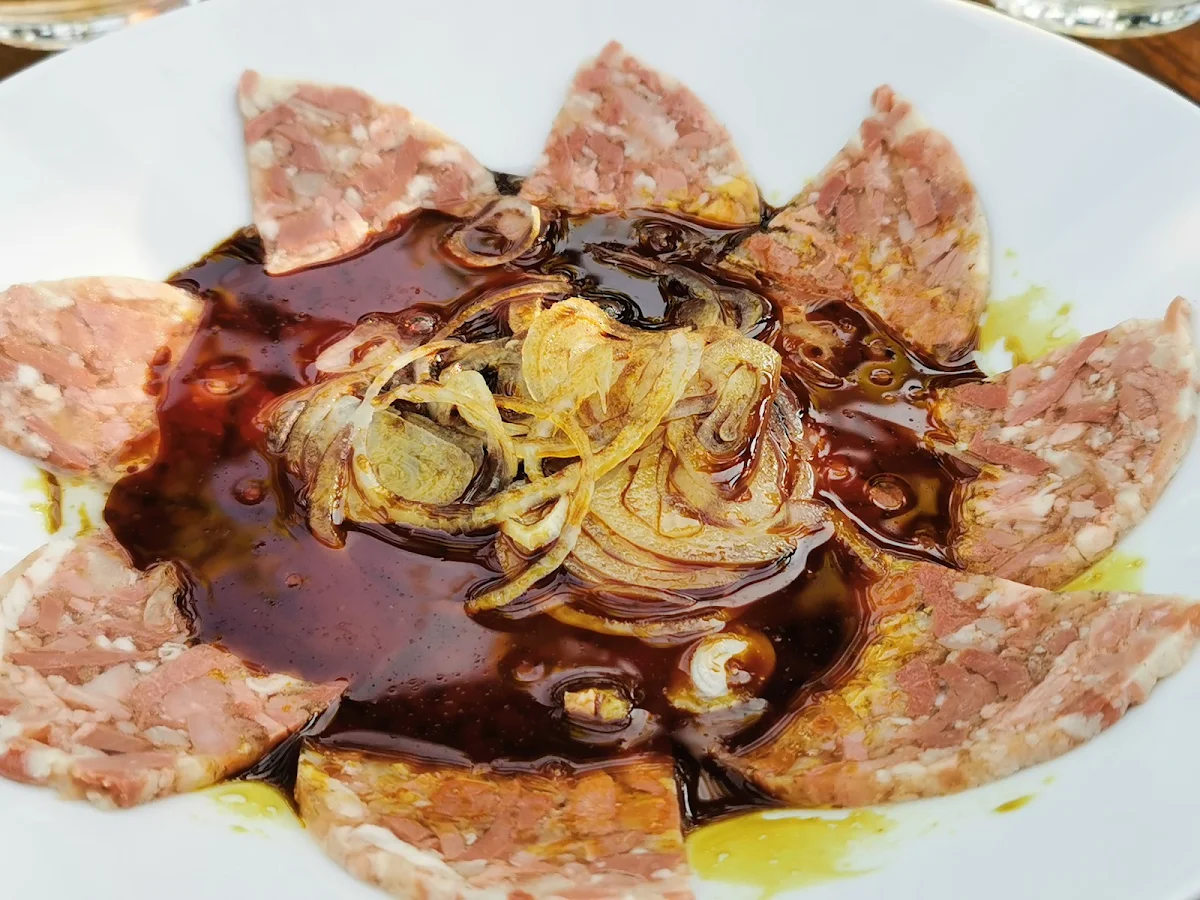 Saure Presswurst Mit Kernöl