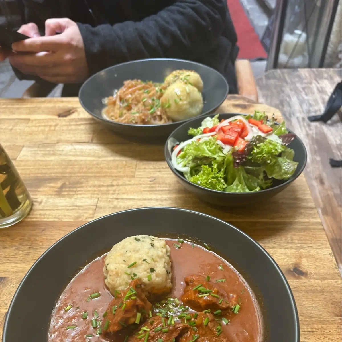 Goulash Com Dumplings de Pão