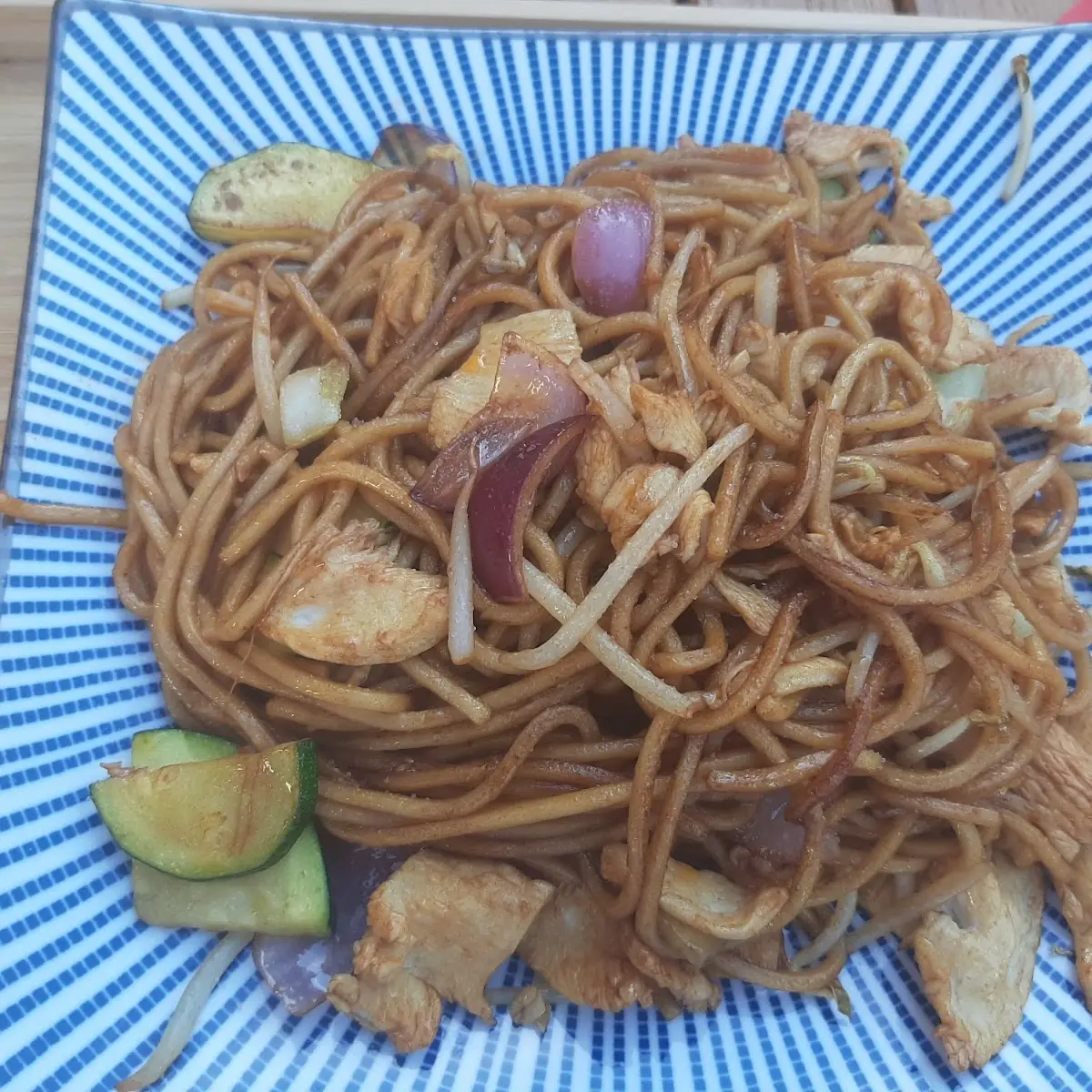 Nudeln Mithühnerfleisch