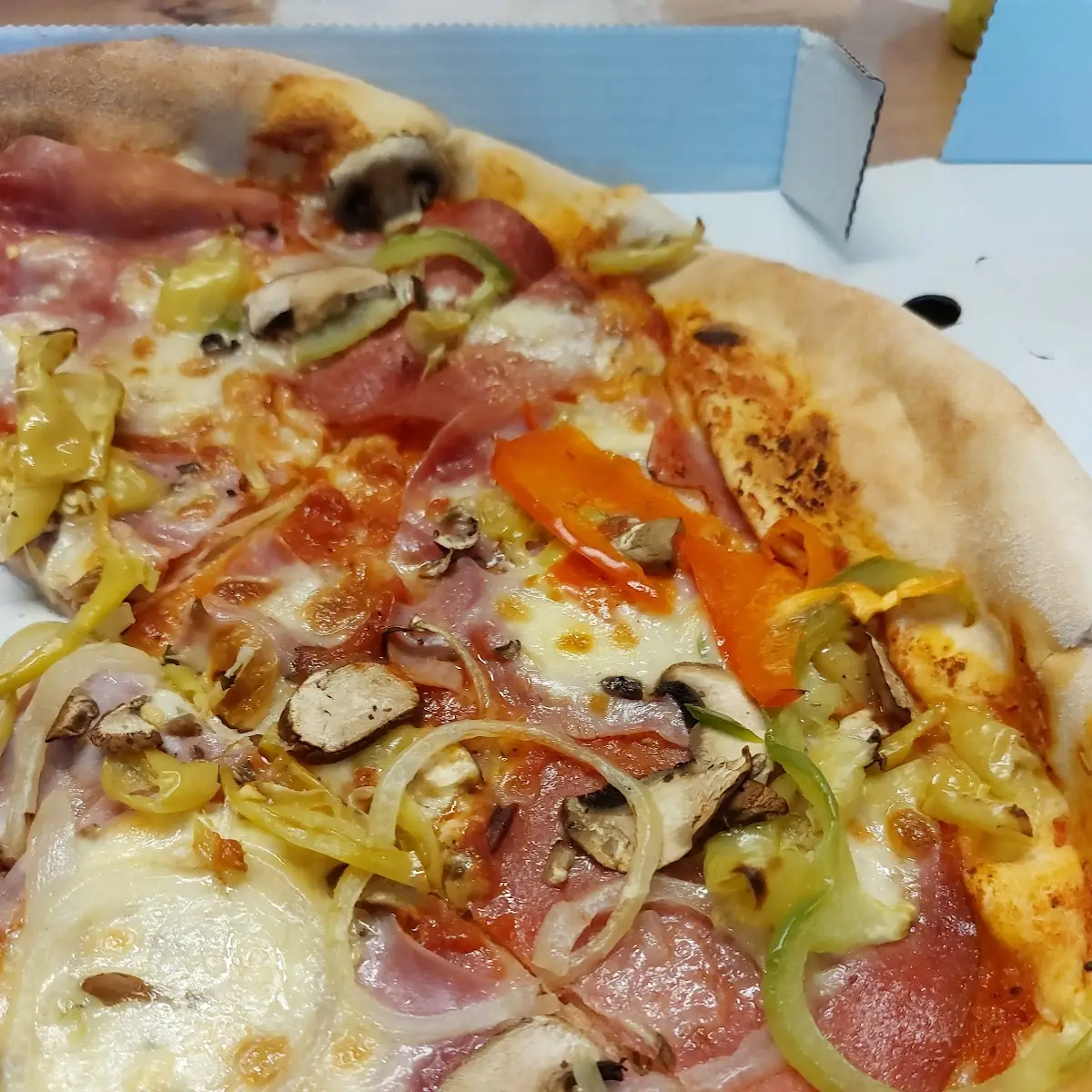 Hauspizza
