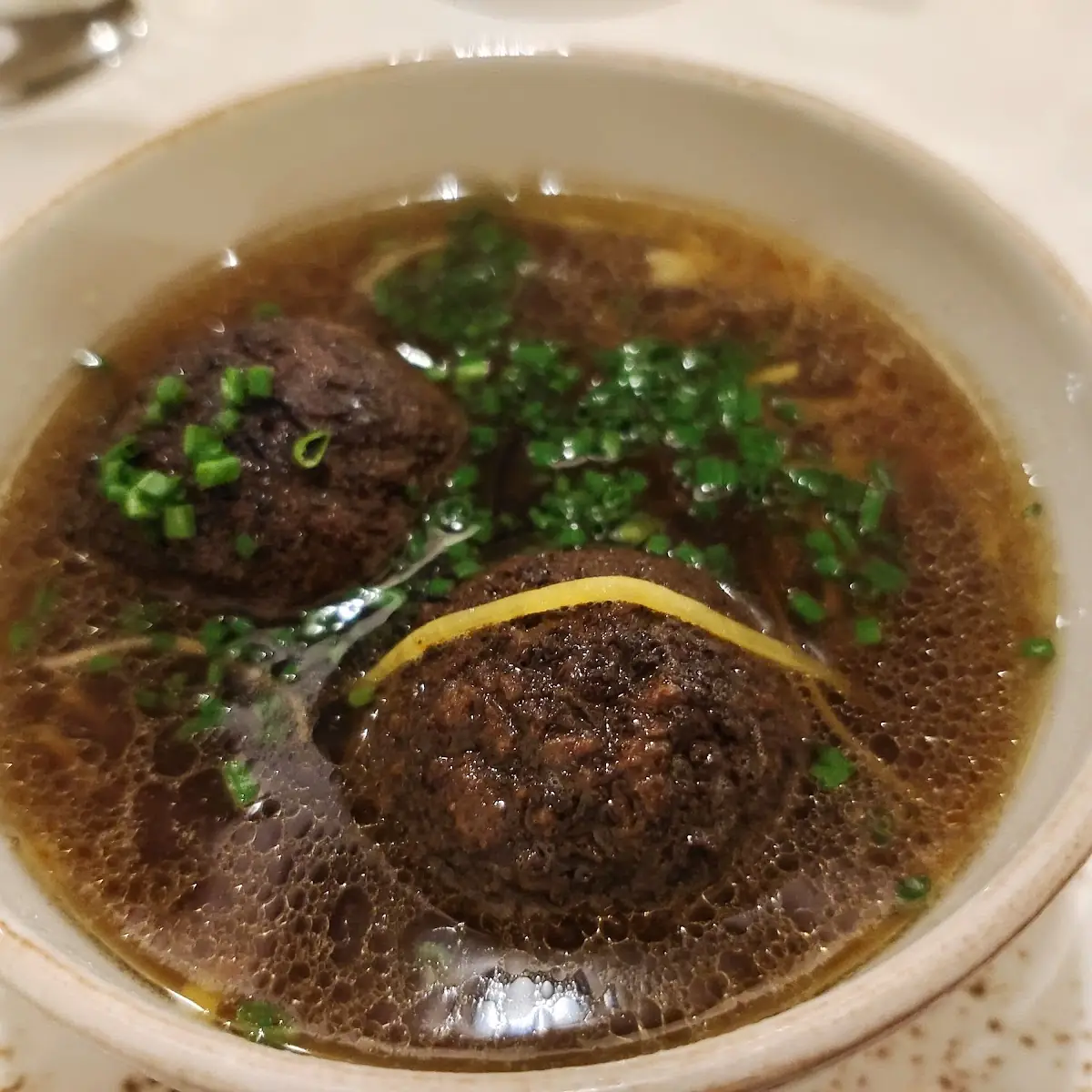 Leberknödelsuppe