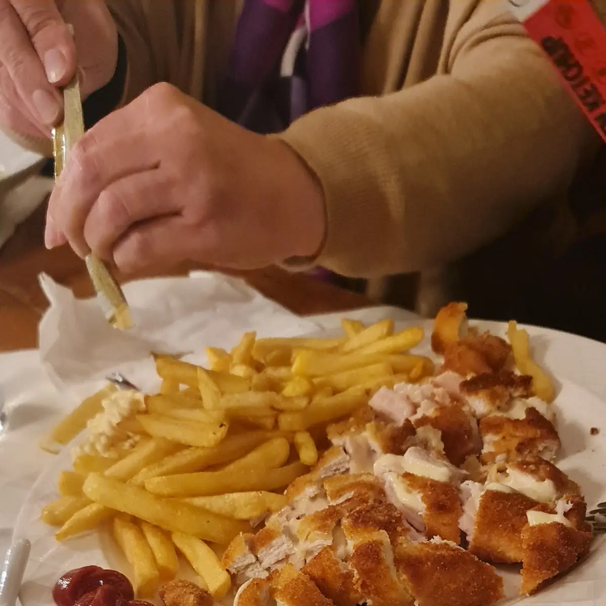 Wiener Schnitzel Wiener Art Mit Pommes