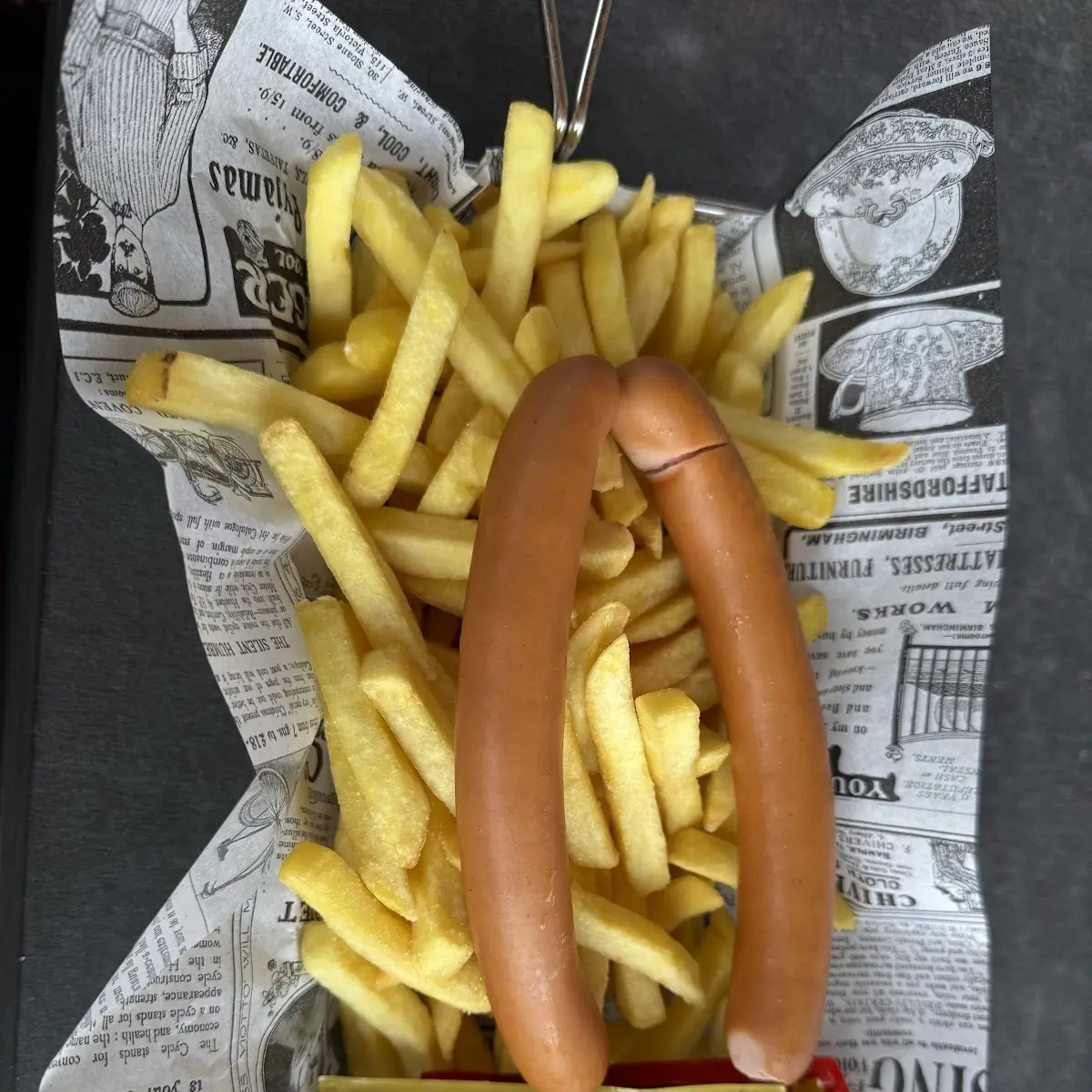 Frankfurter Mit Pommes