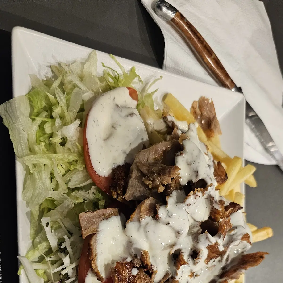 Kebabteller Mit Pommes