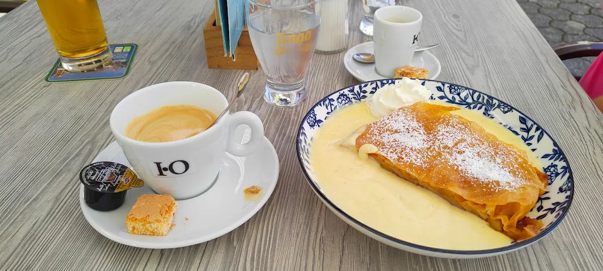 Apfelstrudel