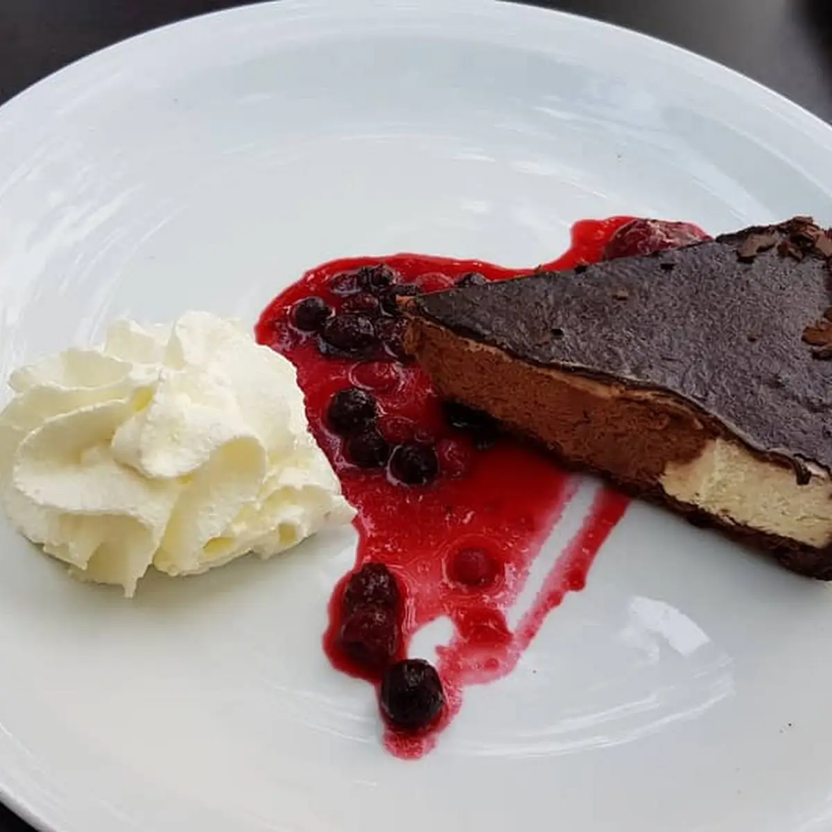 Black & White Torte