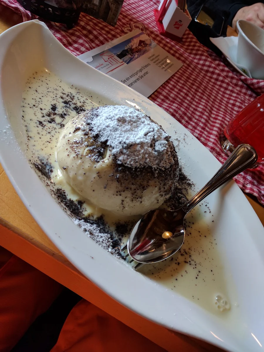 Germknödel Mit Custard