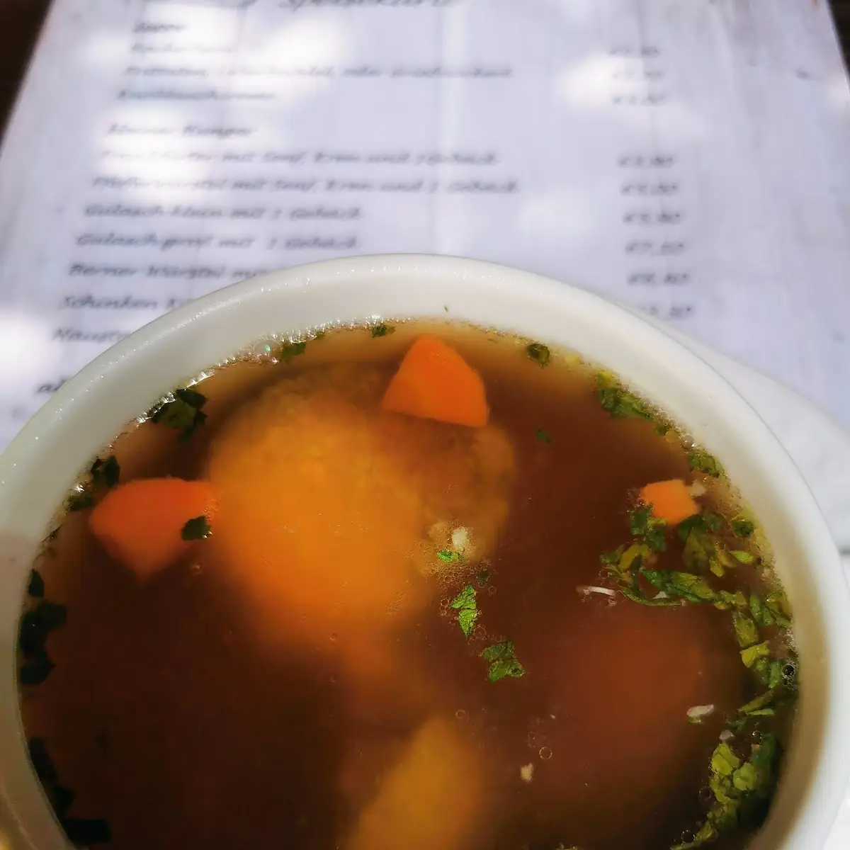 Leberknoedelsuppe