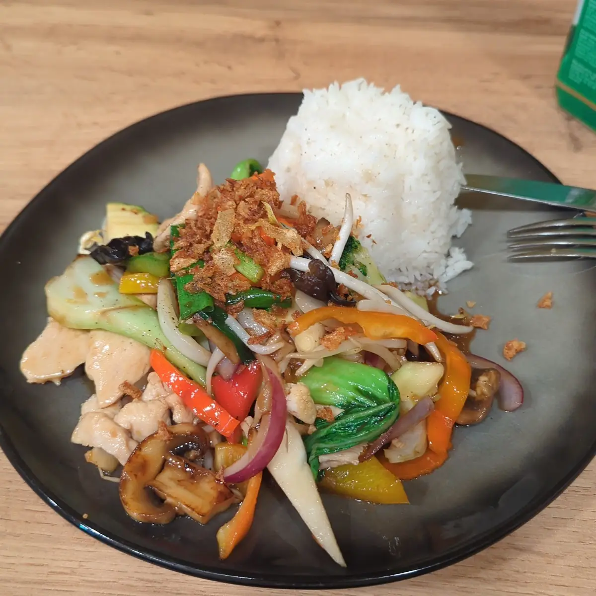 Gai Pad Khing