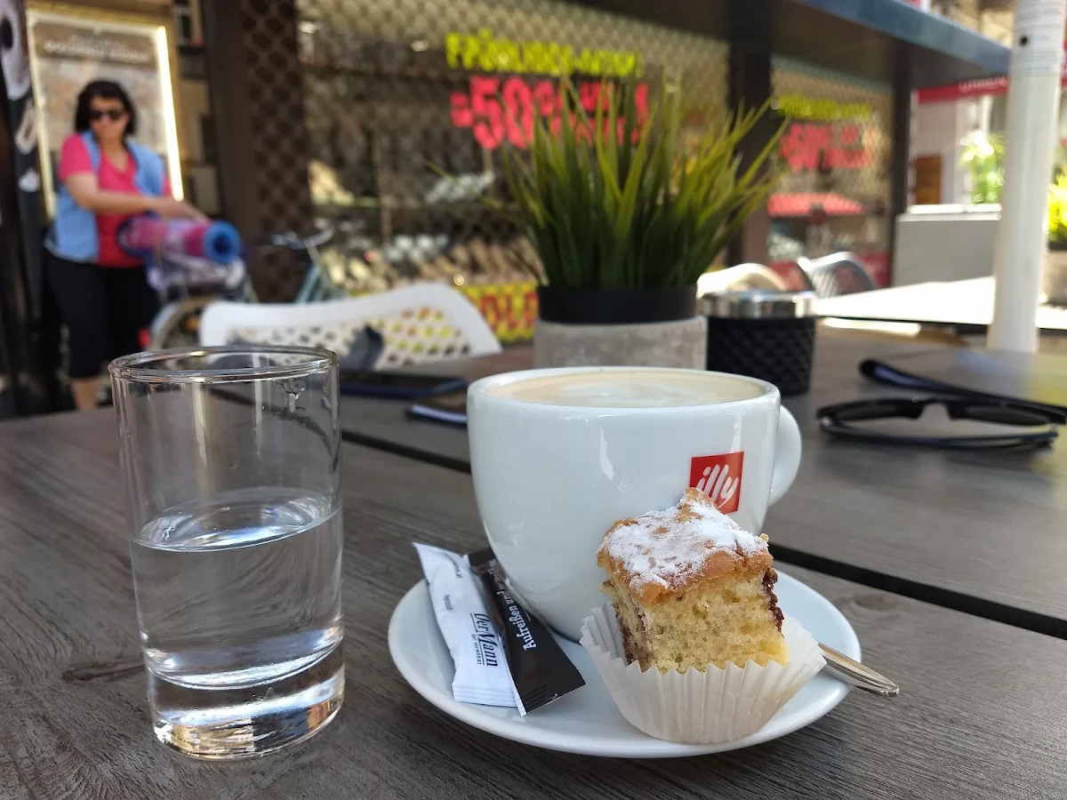 Cappuccino with Lactose-Free Milk