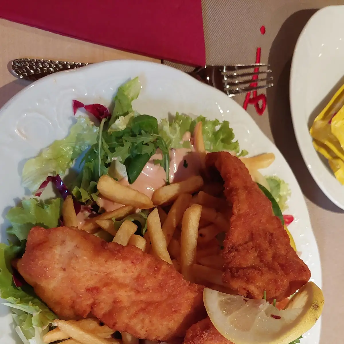 Salat Mit Gebackenem Hühnchen