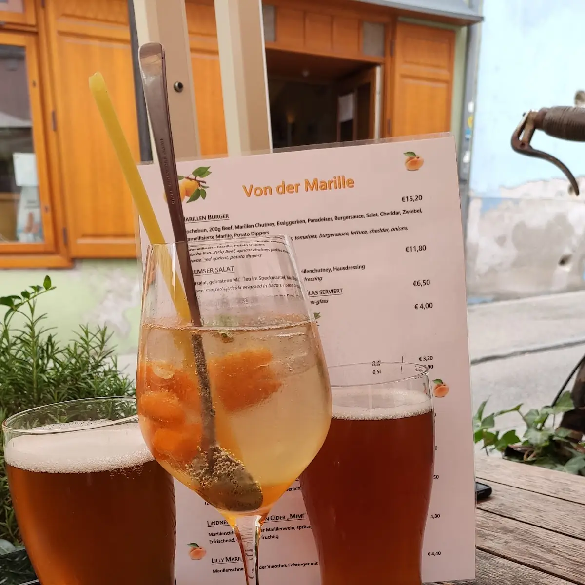 Marillen-rosmarin-sprizz & Marillenbier