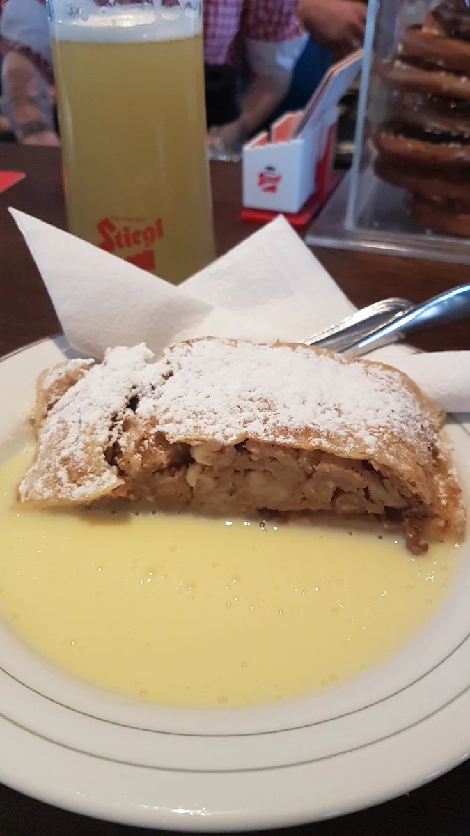 Apfelstrudel