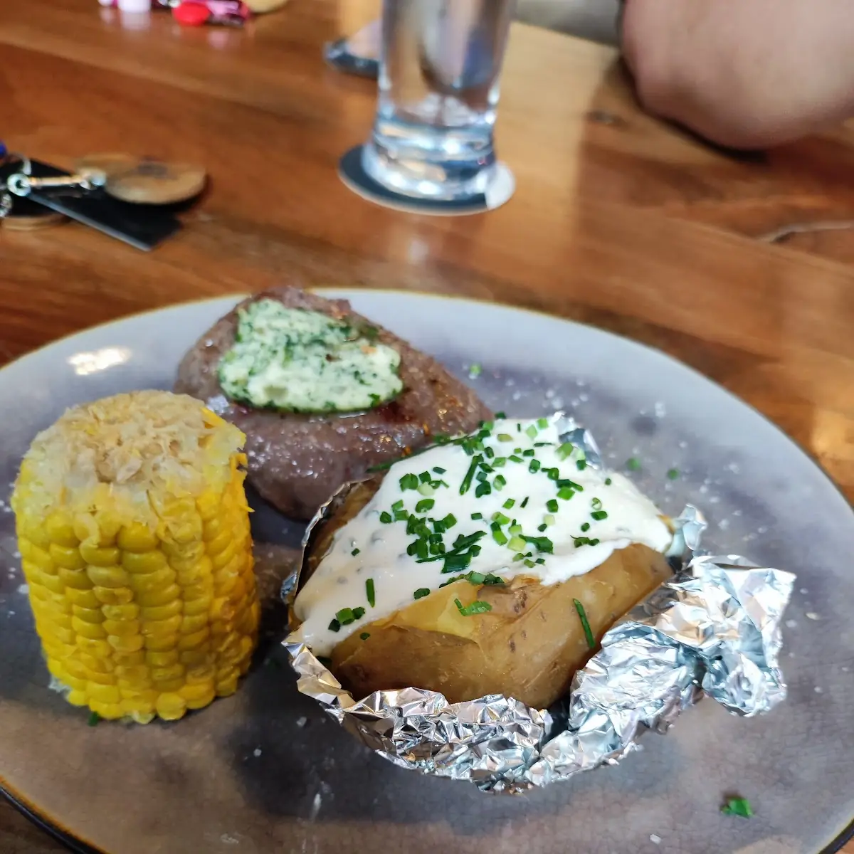200 G Steak Mit Folienkartoffel