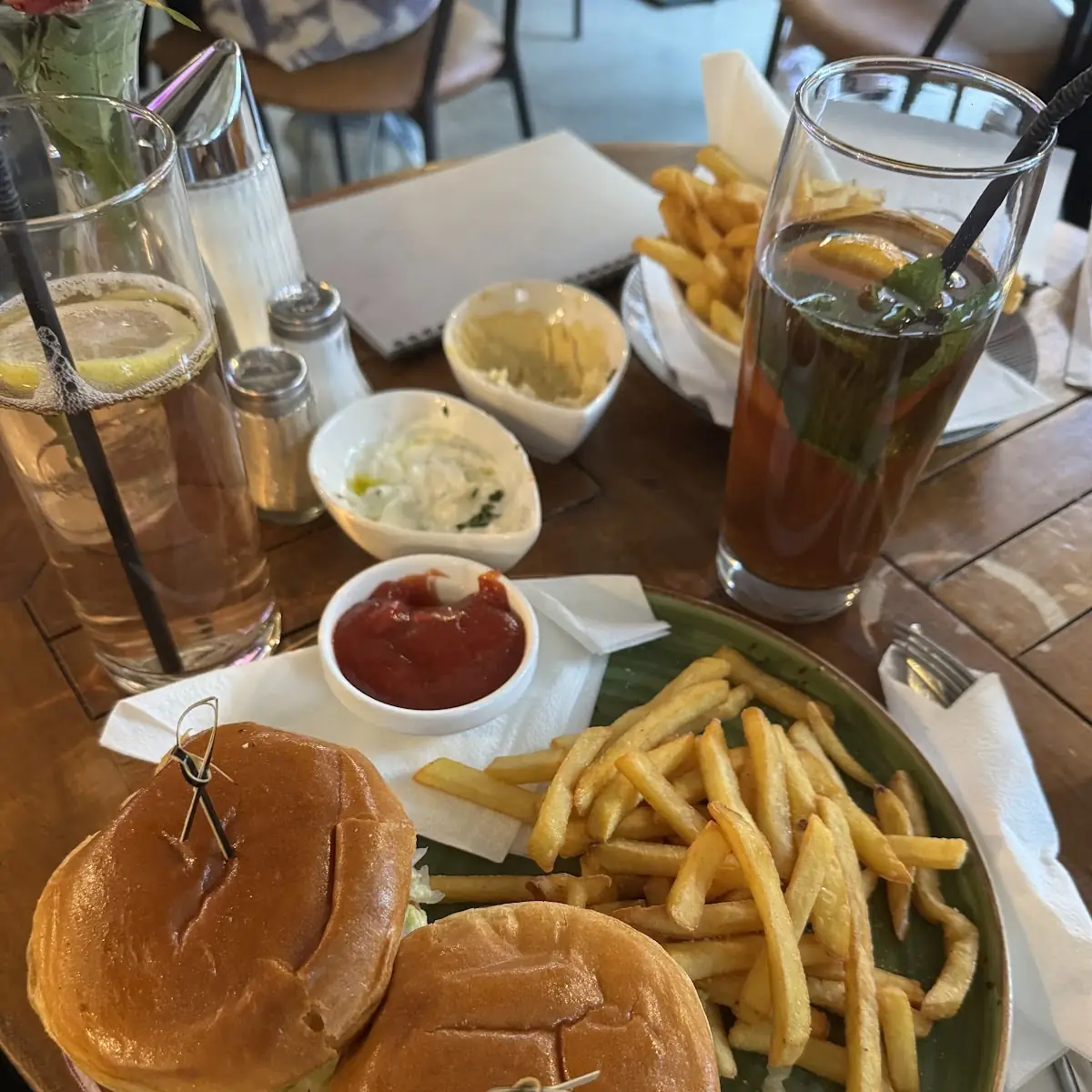 Kofte Burger And Fries