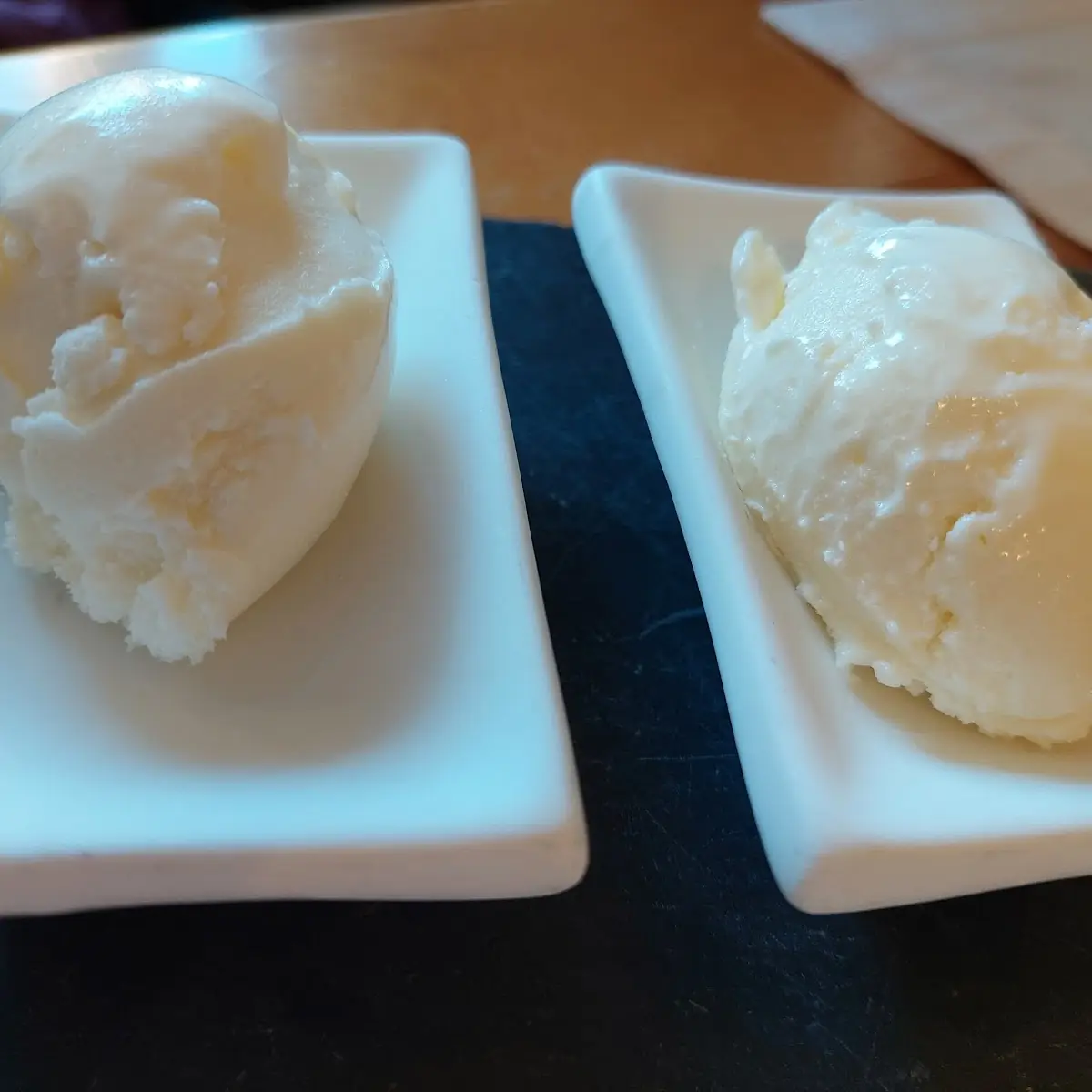 Eis Zu Den Schwarzbeernockerl