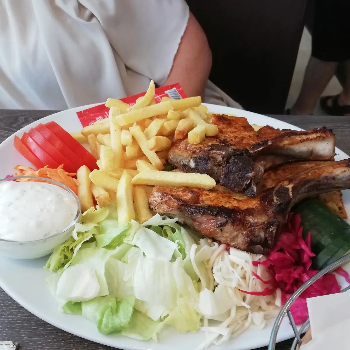 Söchauerpizza Und Grillteller Reichlich Und Gut