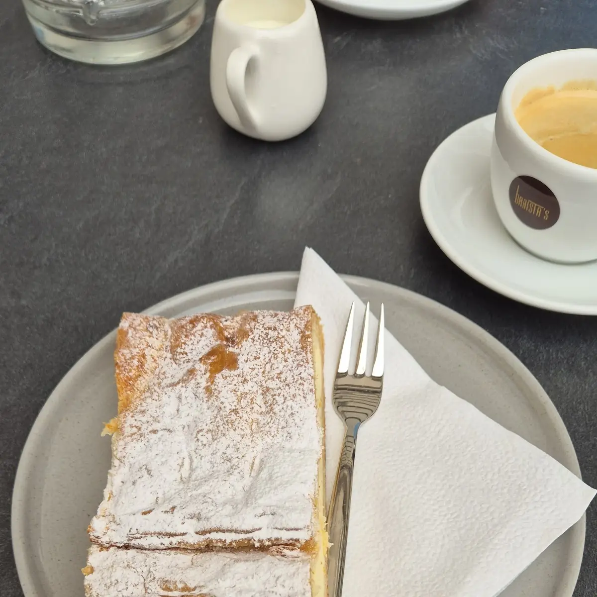 Topfenstrudel