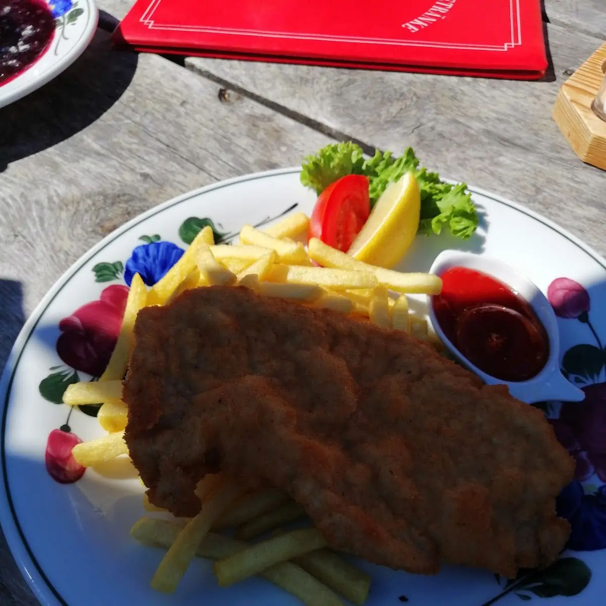 Schnitzel Mit Pommes