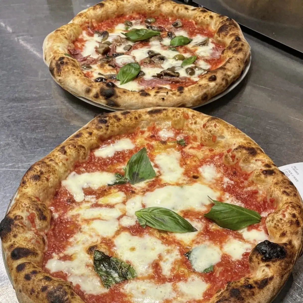 Rukola Pizza Napoli