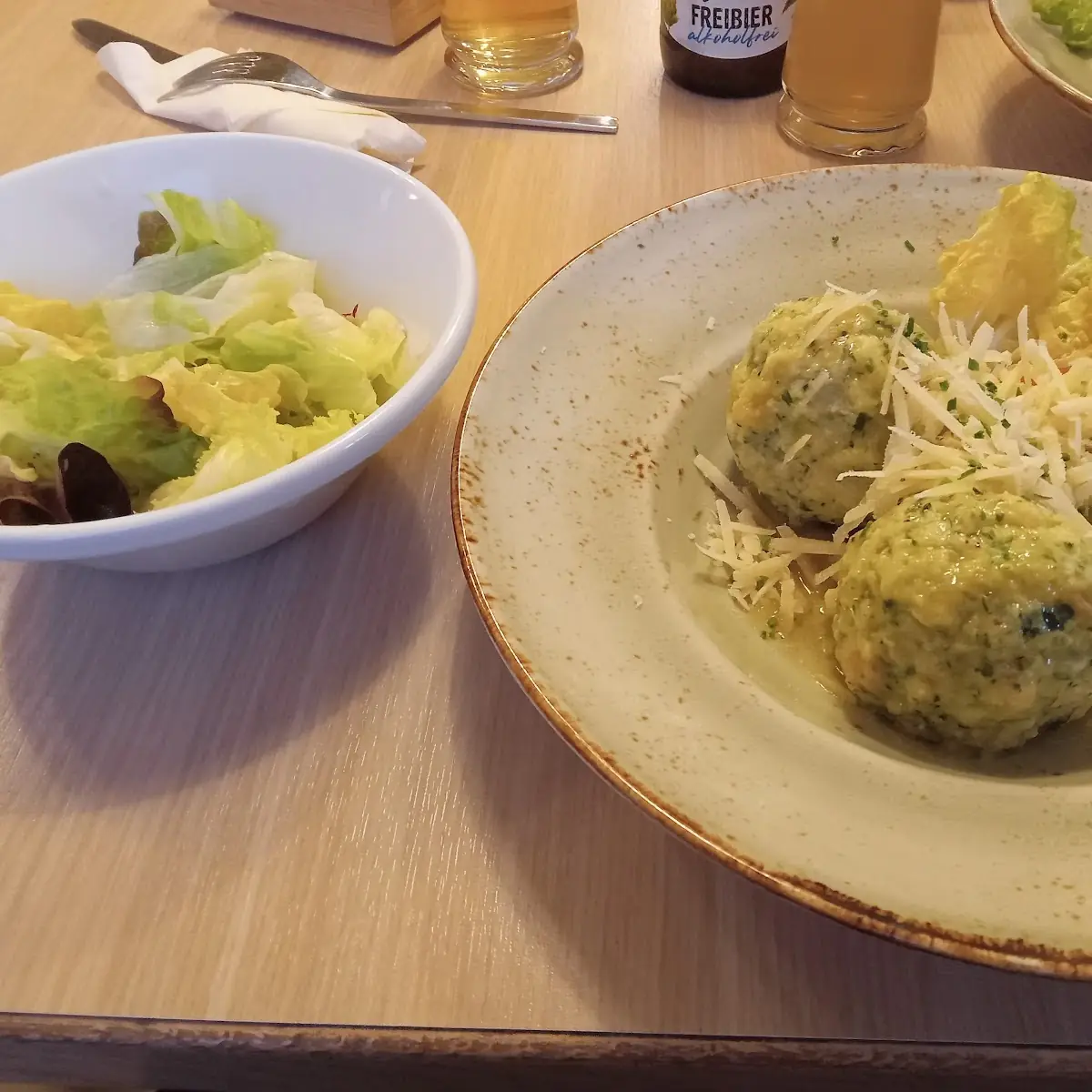 Spinach Dumplings, Zahnradbahnstüberl