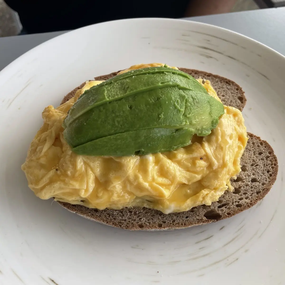 Eierspeise Mit Avocado