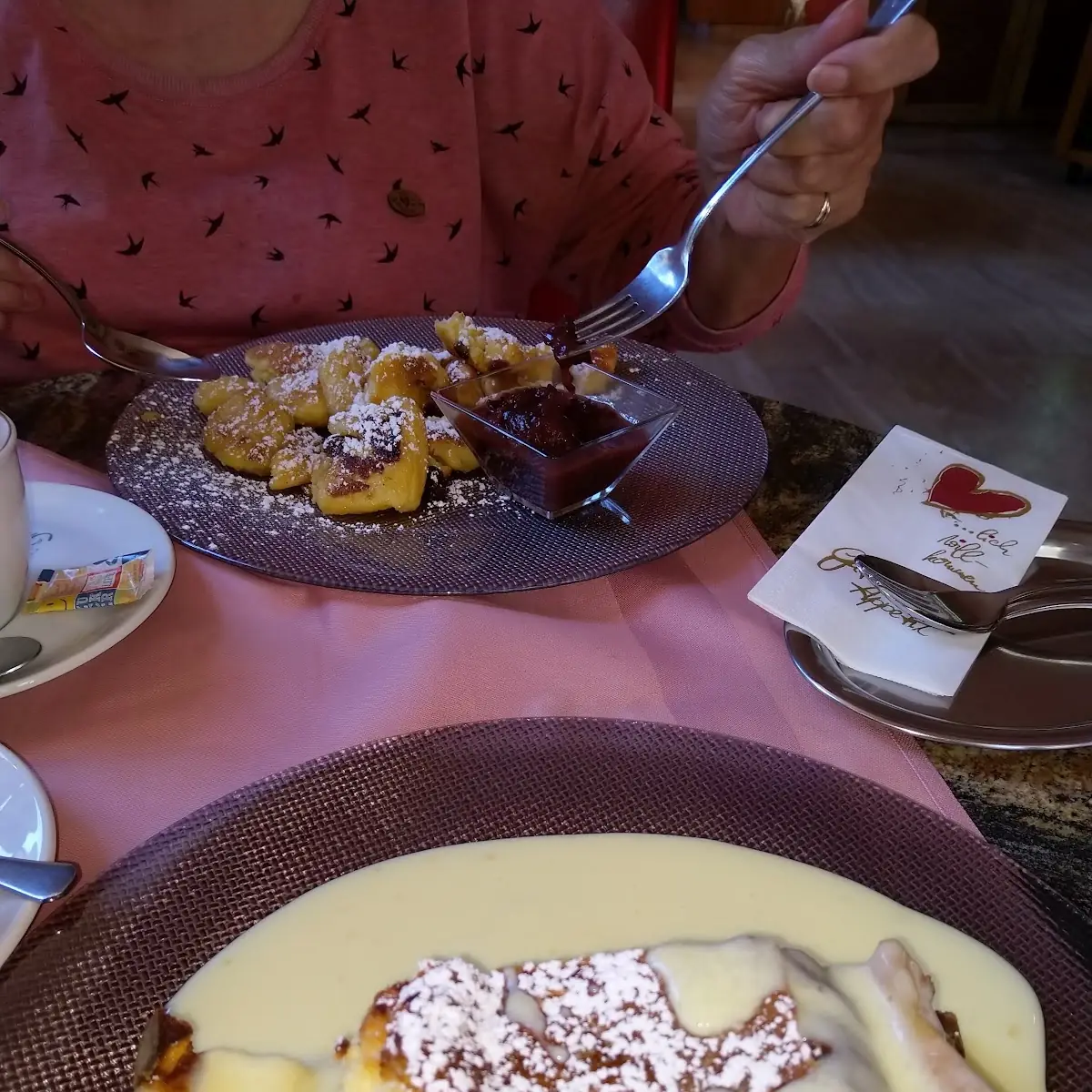 Kaiserschmarrn Und Topfenknödel