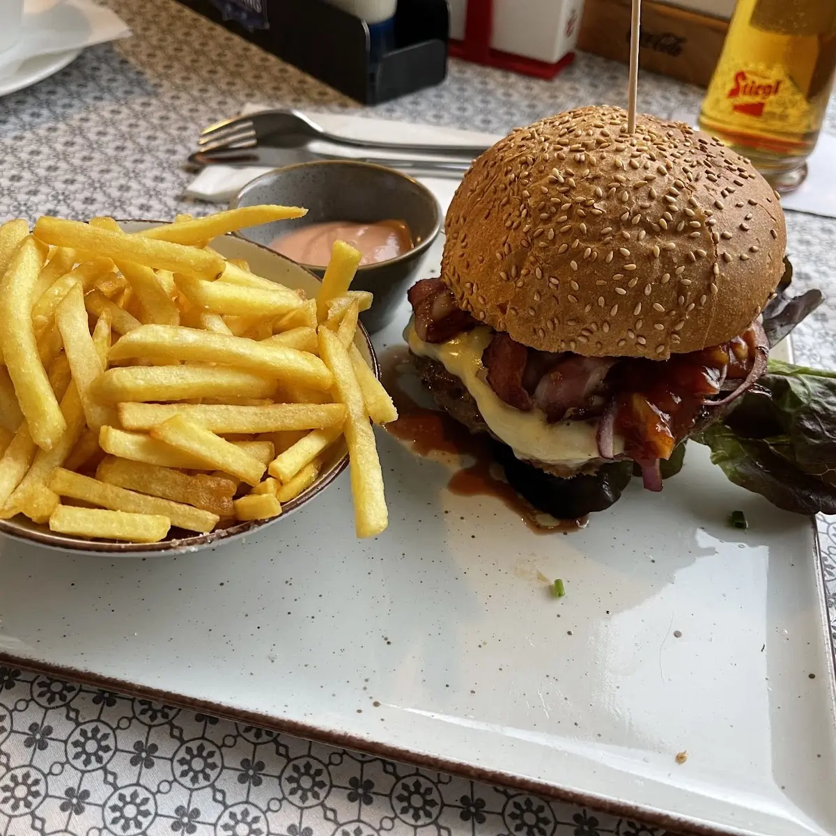 Spezial Burger