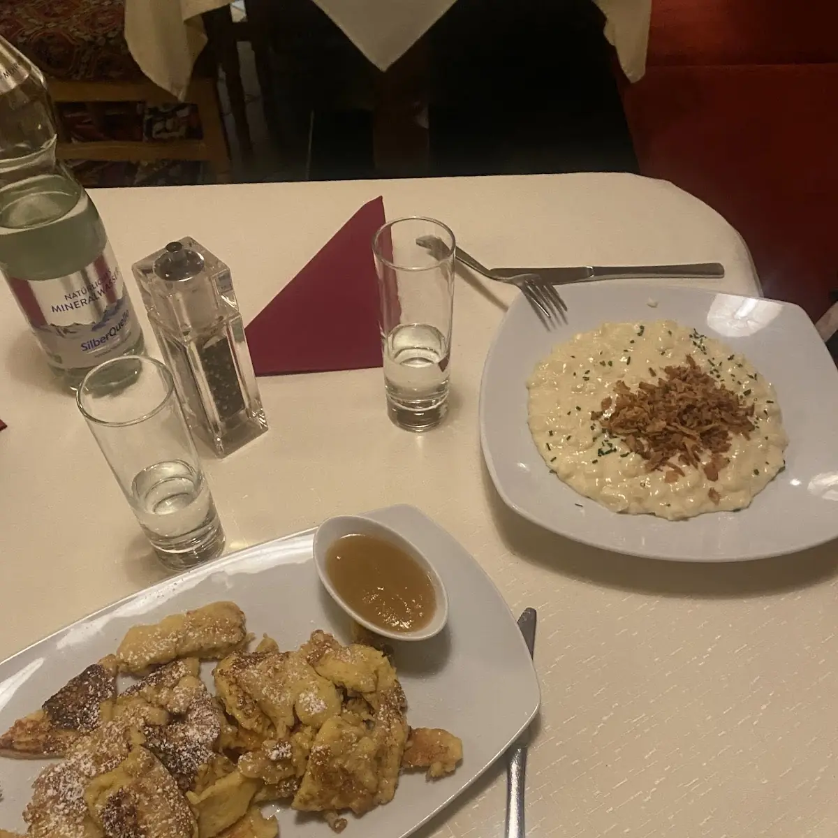 Kaiserschmarrn Und Käsespätzle